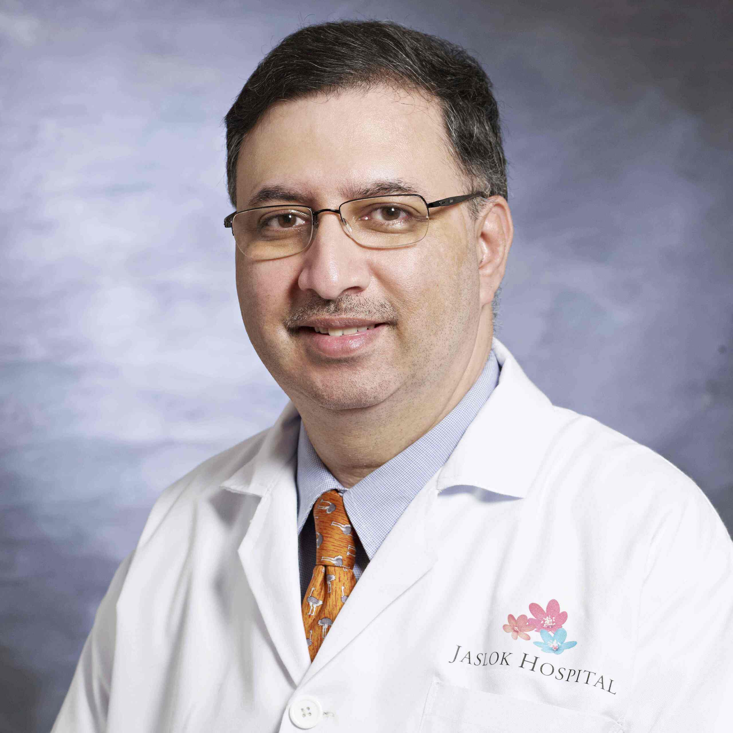 Dr. Ameet Pispati – Director of Orthopaedics & Joint Replacement at Jaslok Hospital, Mumbai